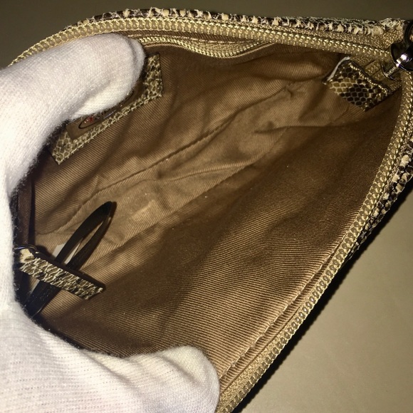 Talbot’s Clutch - Picture 4 of 11